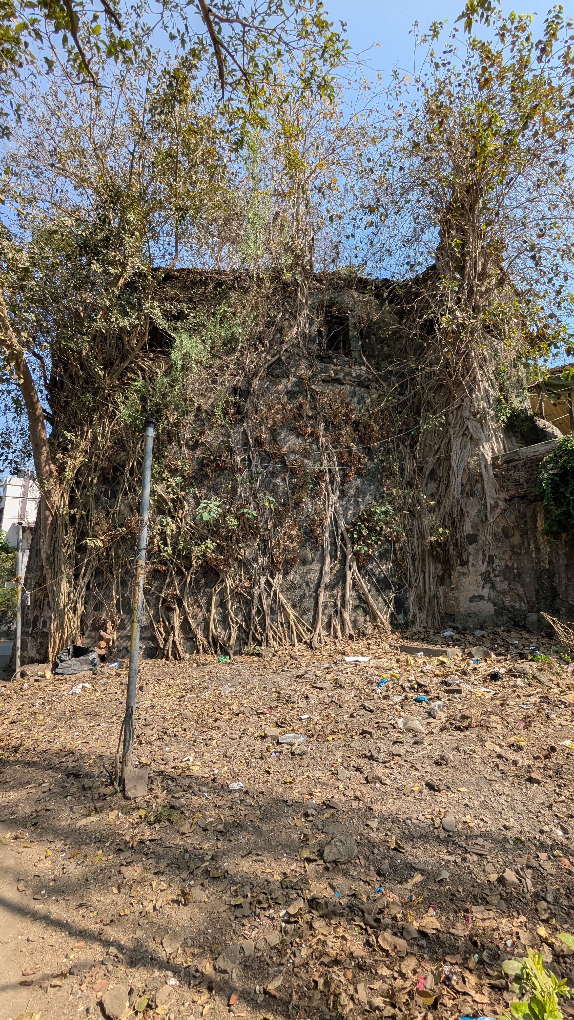 bastion, Dahanu Fort